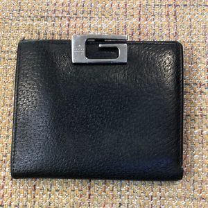 RARE GUCCI Black Lambskin Trifold Wallet with Silver G  Clasp Vintage